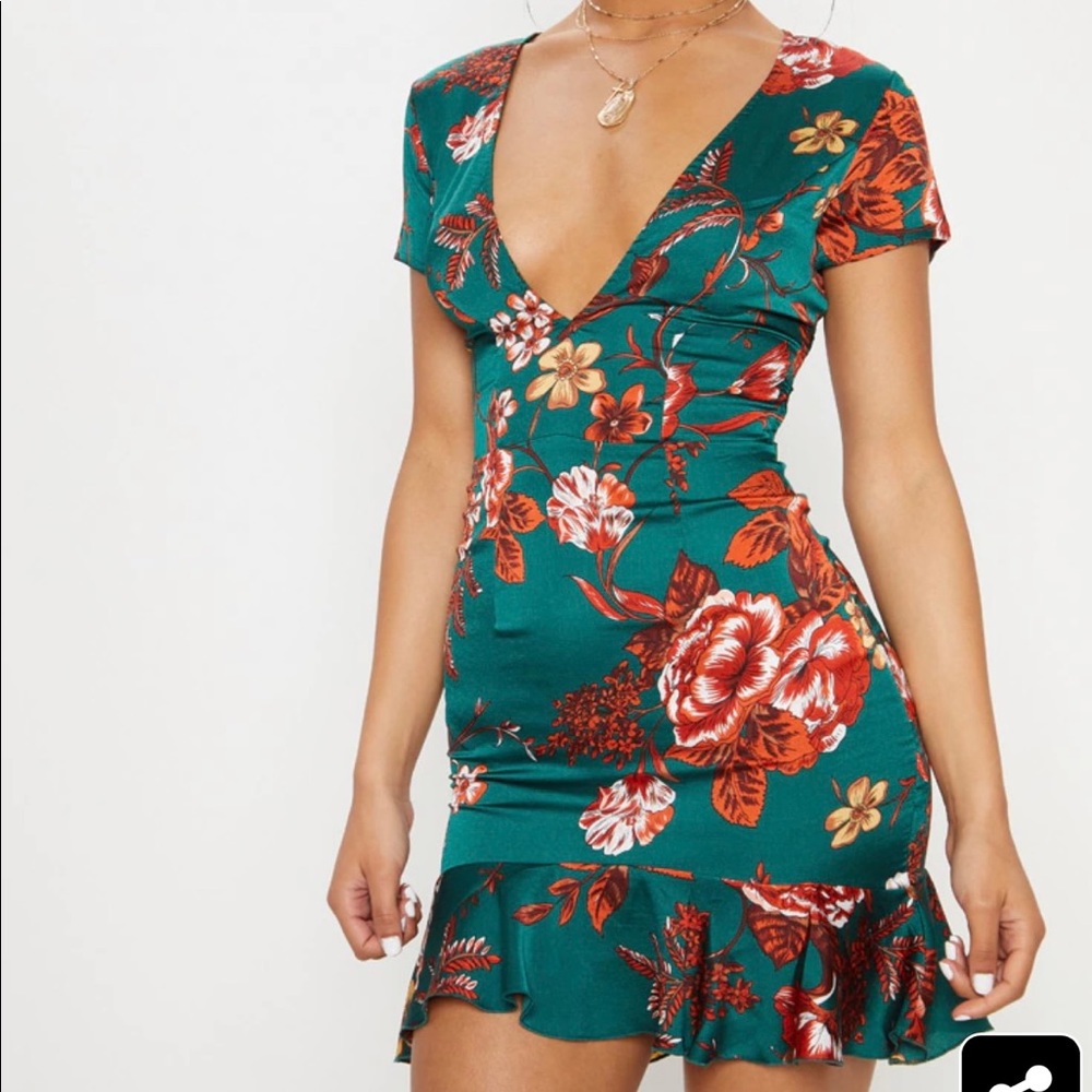 PrettyLittleThings Floral Dress